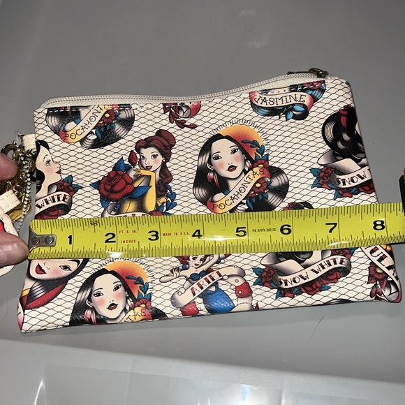 NEW Disney princess Ariel Belle SnowWhite Mulan Pocahontas Jasmine wallet makeup - Picture 15 of 17